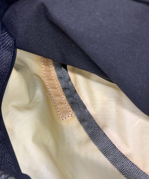 PRADA（プラダ）PRADA (プラダ) ナイロンウエストポーチ ブラックの古着・服飾アイテム