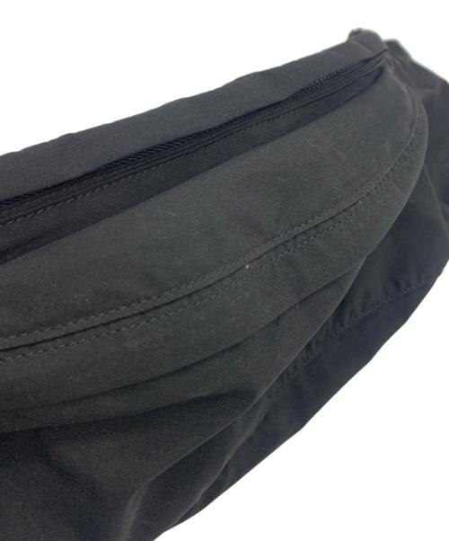 PRADA（プラダ）PRADA (プラダ) ナイロンウエストポーチ ブラックの古着・服飾アイテム