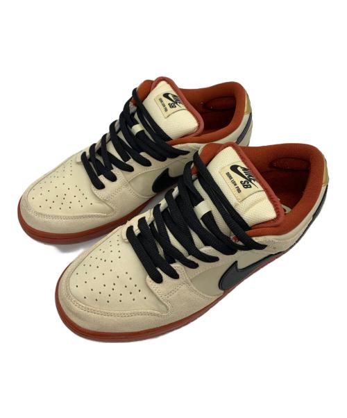 NIKE SB（ナイキエスビー）NIKE SB (ナイキエスビー)  DUNK LOW PRO Hennessy ホワイト×ブラック サイズ:28の古着・服飾アイテム