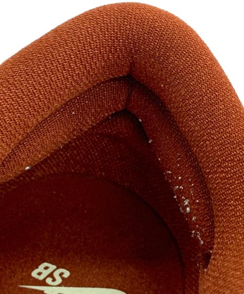 NIKE SB（ナイキエスビー）NIKE SB (ナイキエスビー)  DUNK LOW PRO Hennessy ホワイト×ブラック サイズ:28の古着・服飾アイテム