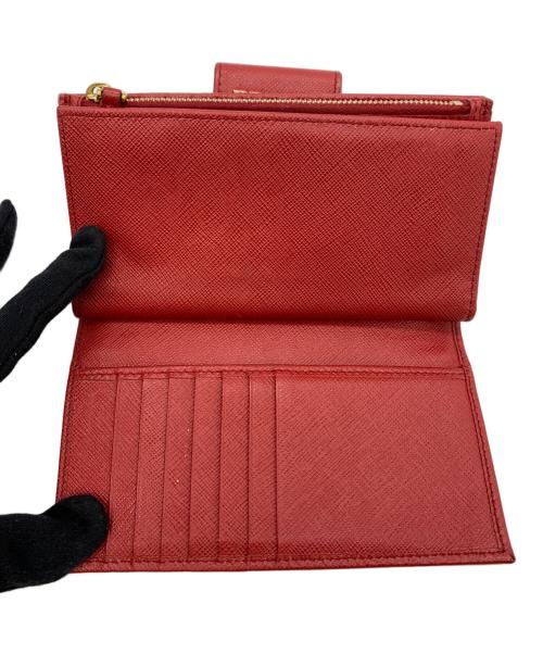 PRADA（プラダ）PRADA (プラダ) サフィアーノ 2つ折り長財布 レッドの古着・服飾アイテム