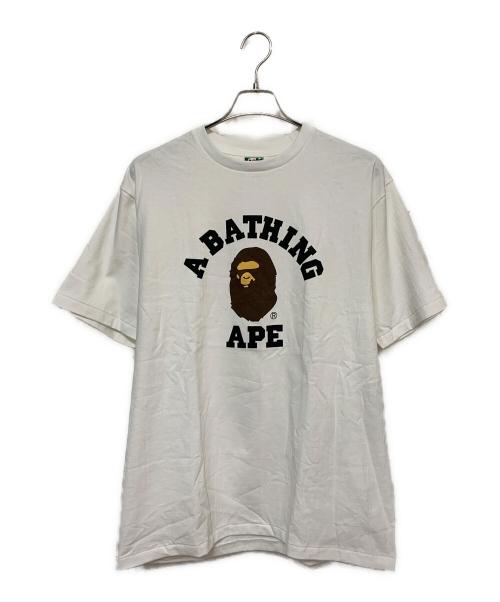 A BATHING APE（アベイシングエイプ）A BATHING APE (ア ベイシング エイプ) CAMO COLLEGE TEE ホワイト サイズ:XLの古着・服飾アイテム