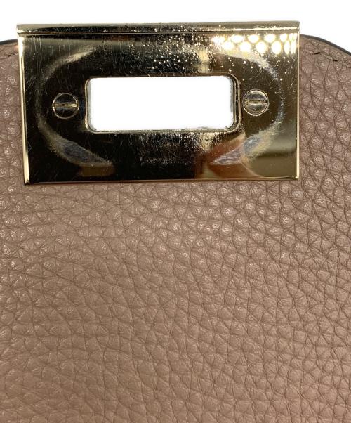 VALENTINO GARAVANI（ヴァレンティノ・ガラヴァーニ）VALENTINO GARAVANI (ヴァレンティノ・ガラヴァーニ) チェーンウォレット ピンクの古着・服飾アイテム