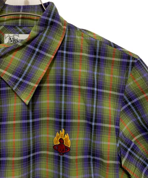 Vivienne Westwood man（ヴィヴィアン ウェストウッド マン）Vivienne Westwood man (ヴィヴィアン ウェストウッド マン) スカルオーブアシメ半袖シャツ グリーン×パープル サイズ:46の古着・服飾アイテム
