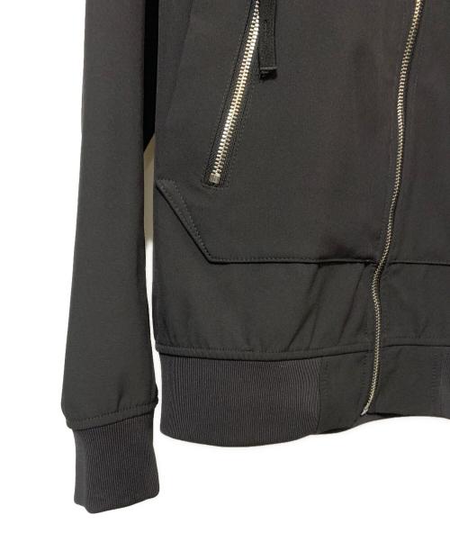 STONE ISLAND（ストーンアイランド）STONE ISLAND (ストーンアイランド) ライトソフトシェルジャケット ブラック サイズ:Ｓの古着・服飾アイテム