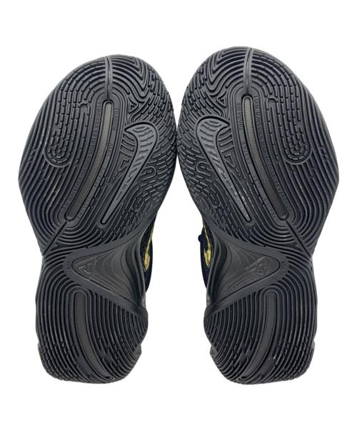 NIKE（ナイキ）NIKE (ナイキ) シューズ ブラック×ゴールド サイズ:27の古着・服飾アイテム