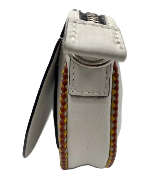 GIANNI CHIARINI（ジャンニ キアリーニ）GIANNI CHIARINI (ジャンニ キアリーニ) ミニショルダーバッグ ホワイトの古着・服飾アイテム