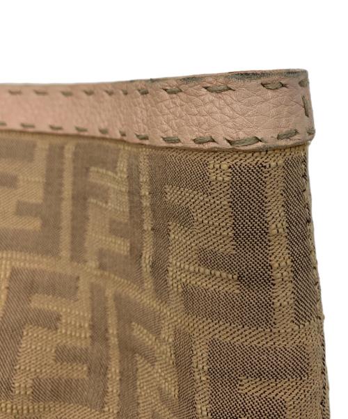 FENDI（フェンディ）FENDI (フェンディ) ズッカ トートバッグ ベージュの古着・服飾アイテム