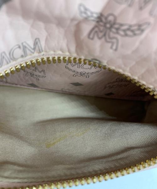 MCM（エムシーエム）MCM (エムシーエム) サイドスタッズバックパック ヴィセトス ピンクの古着・服飾アイテム