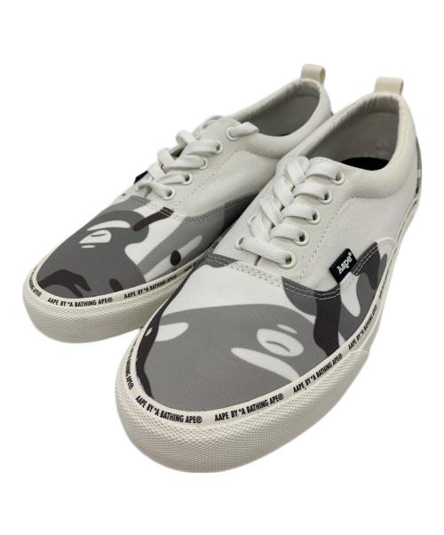 Aape BY A BATHING APE（エーエイプ バイ アベイシングエイプ）AAPE BY A BATHING APE (エーエイプ バイ アベイシングエイプ) ローカットスニーカー ホワイト サイズ:28の古着・服飾アイテム