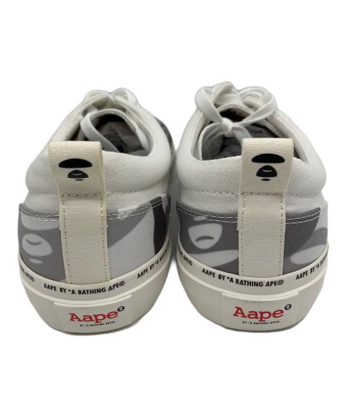 Aape BY A BATHING APE（エーエイプ バイ アベイシングエイプ）AAPE BY A BATHING APE (エーエイプ バイ アベイシングエイプ) ローカットスニーカー ホワイト サイズ:28の古着・服飾アイテム