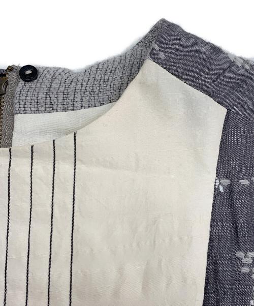 GASA*（ガサ）GASA* (ガサ) 長袖ワンピース グレー サイズ:記載なしの古着・服飾アイテム