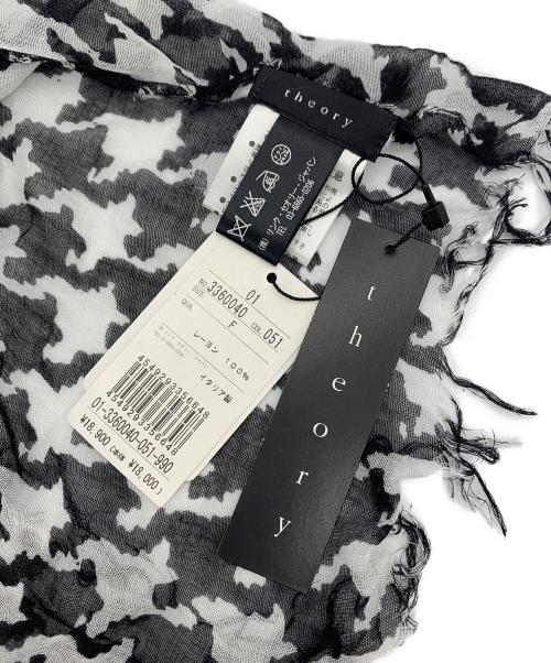 theory（セオリー）theory (セオリー) ストール ブラック×ホワイト 未使用品の古着・服飾アイテム