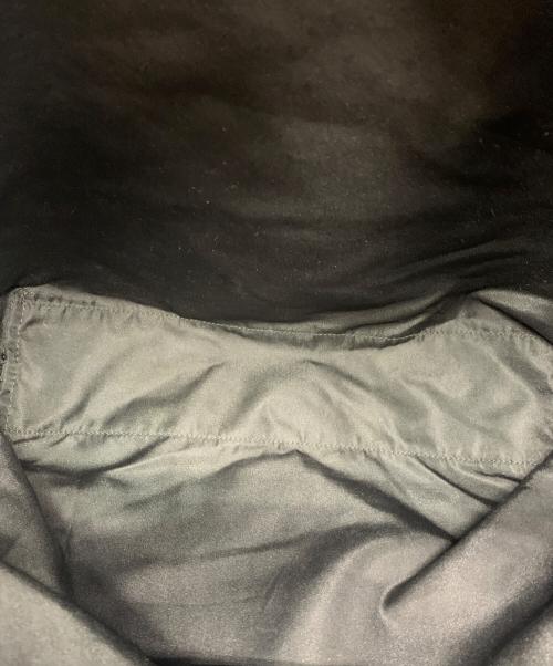 PRADA（プラダ）PRADA (プラダ) ナイロンショルダーバッグ ブラックの古着・服飾アイテム