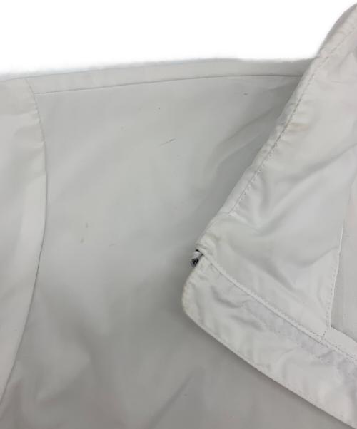 ARMANI EXCHANGE（アルマーニ エクスチェンジ）ARMANI EXCHANGE (アルマーニ エクスチェンジ) ジップアップブルゾン ホワイト サイズ:Ｌの古着・服飾アイテム