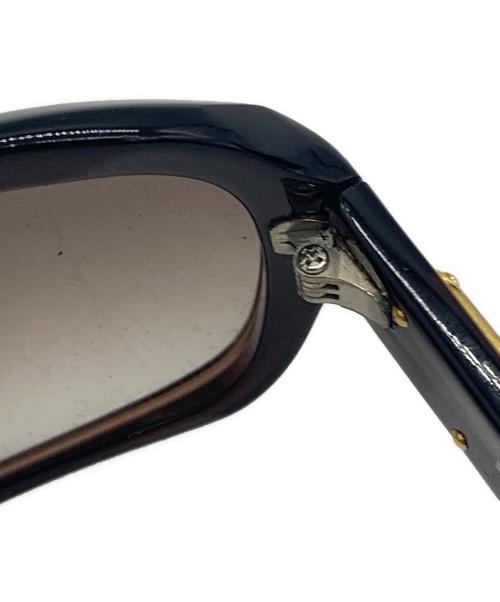 PRADA（プラダ）PRADA (プラダ) 三角ロゴプレート サングラス ブラウンの古着・服飾アイテム