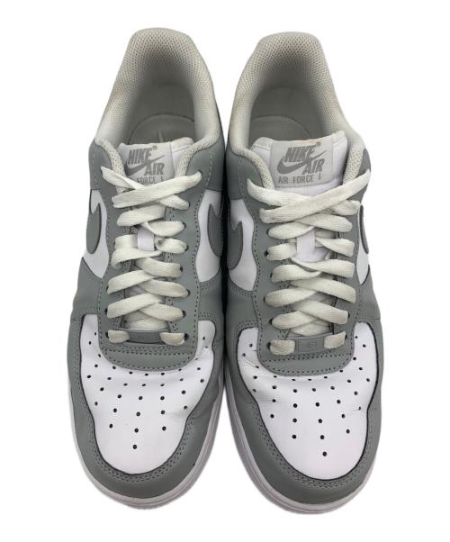 NIKE（ナイキ）NIKE (ナイキ) AIR FORCE1 '07 101WHITE/LTSKGY グレー サイズ:27.5の古着・服飾アイテム