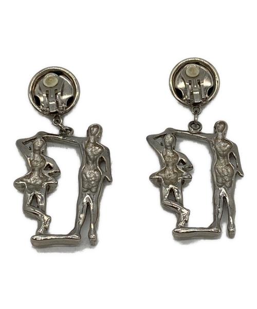 TOGA ARCHIVES（トーガアーカイブス）TOGA ARCHIVES (トーガアーカイブス) バレリーナ イヤリングの古着・服飾アイテム