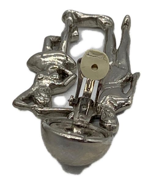 TOGA ARCHIVES（トーガアーカイブス）TOGA ARCHIVES (トーガアーカイブス) バレリーナ イヤリングの古着・服飾アイテム