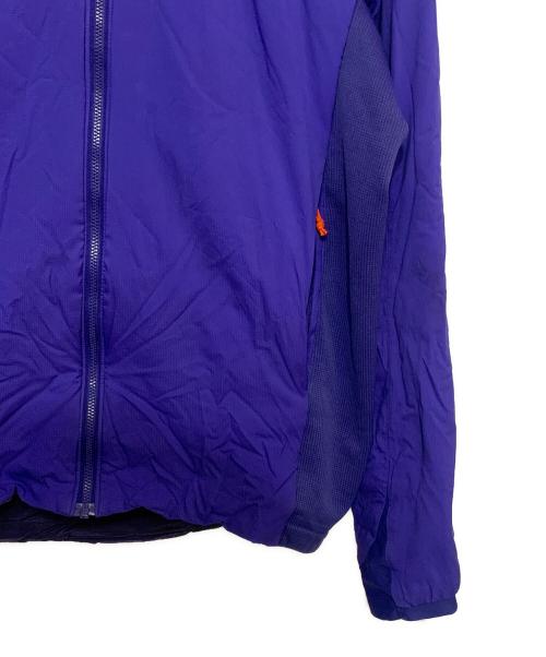 ARC'TERYX（アークテリクス）ARC'TERYX (アークテリクス) ATOM LT HOODY パープル サイズ:Mの古着・服飾アイテム