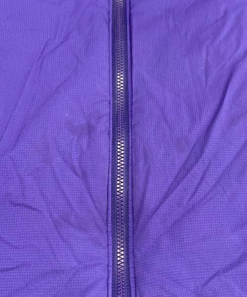 ARC'TERYX（アークテリクス）ARC'TERYX (アークテリクス) ATOM LT HOODY パープル サイズ:Mの古着・服飾アイテム