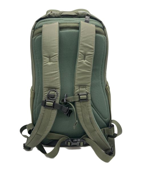 ARC'TERYX（アークテリクス）ARC'TERYX (アークテリクス) BEAMS BOY (ビームスボーイ) ×BEAMS BOY MANTIS 26 グリーン×ベージュの古着・服飾アイテム