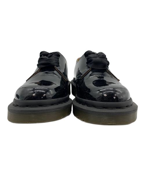 Dr.Martens（ドクターマーチン）Dr.Martens (ドクターマーチン) BEAMS (ビームス) ×BEAMSエナメルリボンシューズ ブラック サイズ:UK3の古着・服飾アイテム