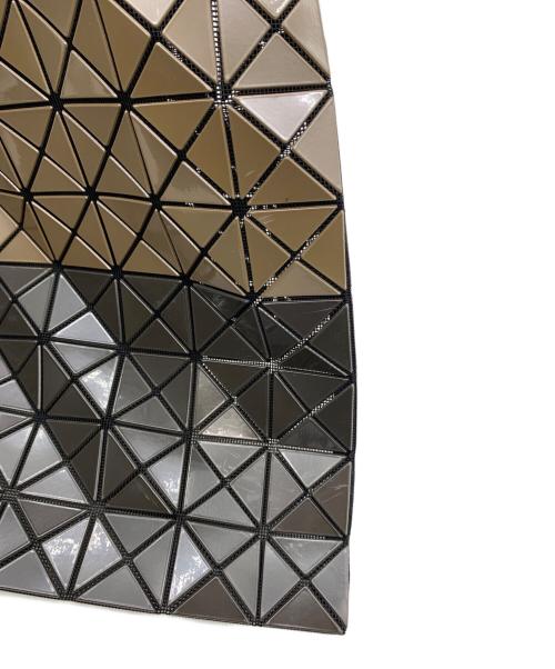 ISSEY MIYAKE（イッセイミヤケ）ISSEY MIYAKE (イッセイミヤケ) BAO BAOトートバッグ ブラウン×グレーの古着・服飾アイテム