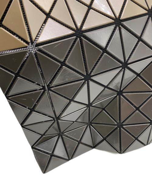 ISSEY MIYAKE（イッセイミヤケ）ISSEY MIYAKE (イッセイミヤケ) BAO BAOトートバッグ ブラウン×グレーの古着・服飾アイテム