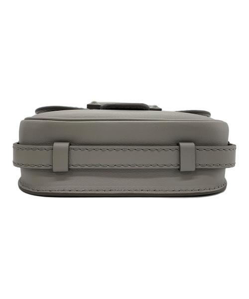 TOD'S（トッズ）TOD'S (トッズ) ショルダーバッグ グレーの古着・服飾アイテム