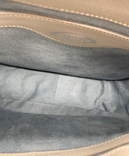 TOD'S（トッズ）TOD'S (トッズ) ショルダーバッグ グレーの古着・服飾アイテム