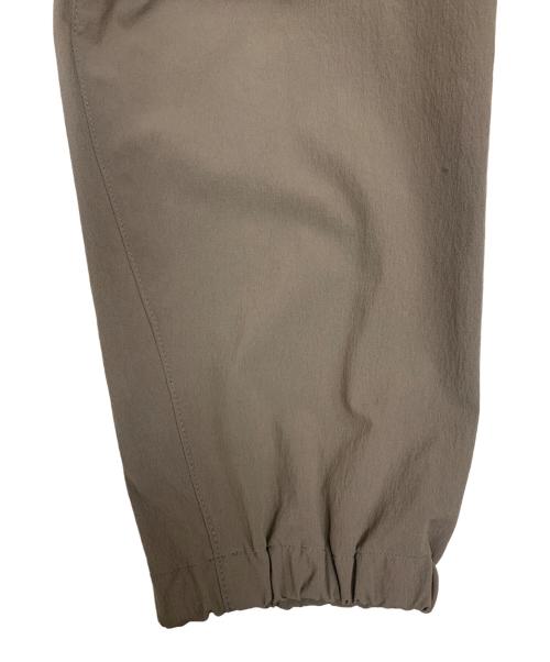 BEAUTY&YOUTH UNITED ARROWS（ビューティーアンドユースユナイテッドアローズ）BEAUTY&YOUTH UNITED ARROWS (ビューティーアンドユースユナイテッドアローズ) 360° MASTER スタンドカラーコーチジャケット ブラウン サイズ:Mの古着・服飾アイテム