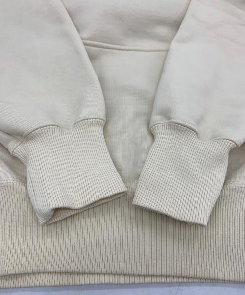 AMI PARIS（アミ パリス）AMI PARIS (アミ パリス) プルオーバーパーカー アイボリー×レッド サイズ:Ｓの古着・服飾アイテム