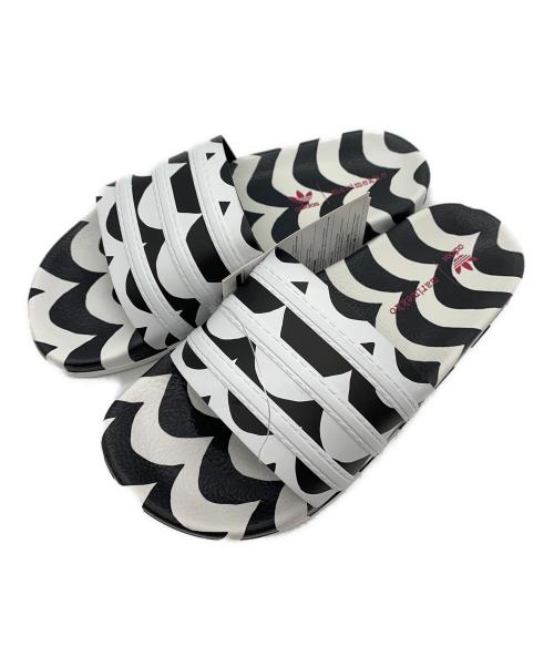 adidas（アディダス）adidas (アディダス) marimekko (マリメッコ)  ADILETTE サンダル ホワイト×ブラック サイズ:24.5の古着・服飾アイテム