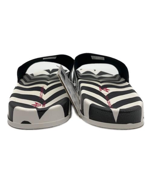adidas（アディダス）adidas (アディダス) marimekko (マリメッコ)  ADILETTE サンダル ホワイト×ブラック サイズ:24.5の古着・服飾アイテム