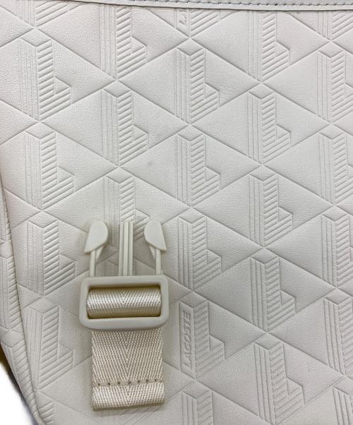 LACOSTE（ラコステ）LACOSTE (ラコステ) スモールメッセンジャーバッグ アイボリーの古着・服飾アイテム