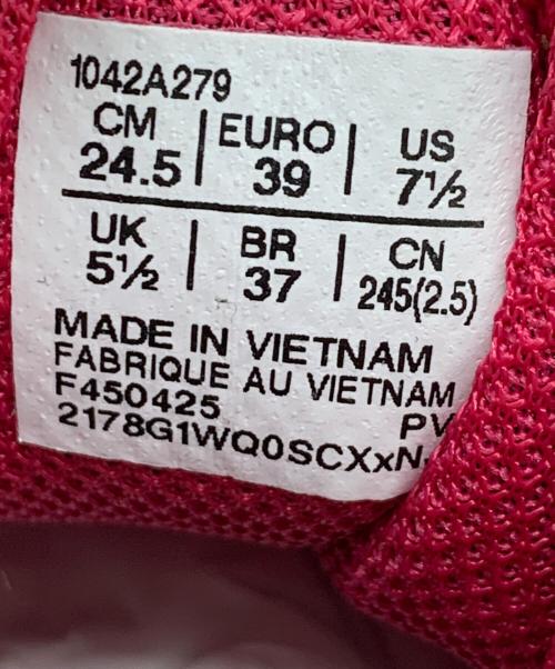 asics（アシックス）asics (アシックス) テニスシューズ ピンク サイズ:24.5 未使用品の古着・服飾アイテム