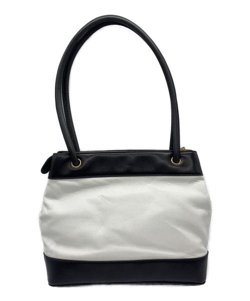 CHANEL（シャネル）CHANEL (シャネル) トートバッグ ブラック×ホワイトの古着・服飾アイテム