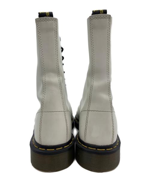 Dr.Martens（ドクターマーチン）Dr.Martens (ドクターマーチン) 10ホールブーツ ホワイト サイズ:UK8の古着・服飾アイテム