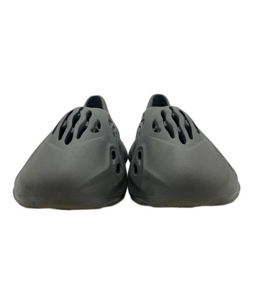adidas（アディダス）adidas (アディダス) YEEZY Foam Runne グレー サイズ:10USの古着・服飾アイテム