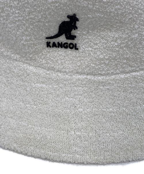 KANGOL（カンゴール）KANGOL (カンゴール) stussy (ステューシー) KANGOL×stussyハット アイボリー サイズ:XLの古着・服飾アイテム