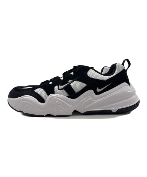NIKE（ナイキ）NIKE (ナイキ) Tech Hera ホワイト×ブラック サイズ:27.5 未使用品の古着・服飾アイテム