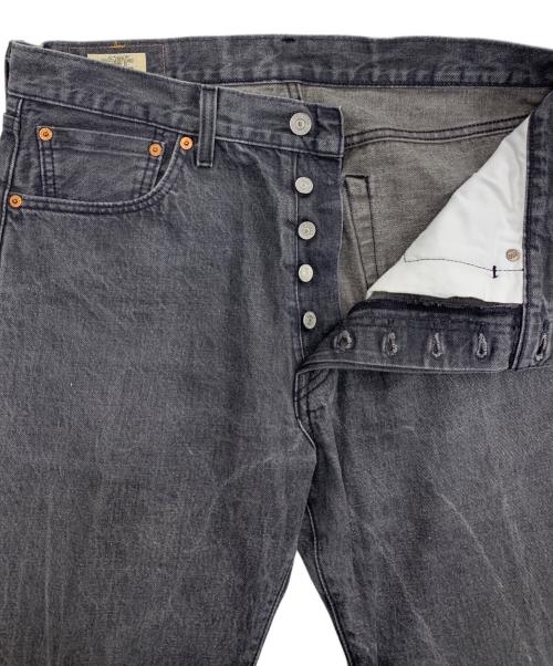 LEVI'S（リーバイス）LEVI'S (リーバイス) デニムパンツ ブラック サイズ:33×32の古着・服飾アイテム