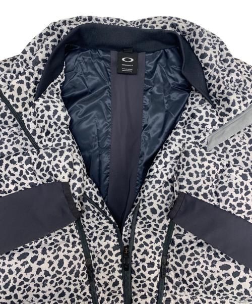 OAKLEY（オークリー）OAKLEY (オークリー) SKULL  EXQUISITE DOWN JACKET ホワイト×ブラック サイズ:XLの古着・服飾アイテム
