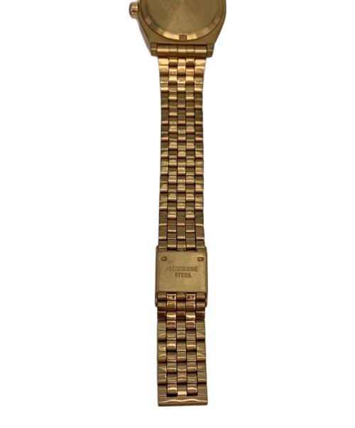 NIXON（ニクソン）NIXON (ニクソン) クォーツ腕時計の古着・服飾アイテム
