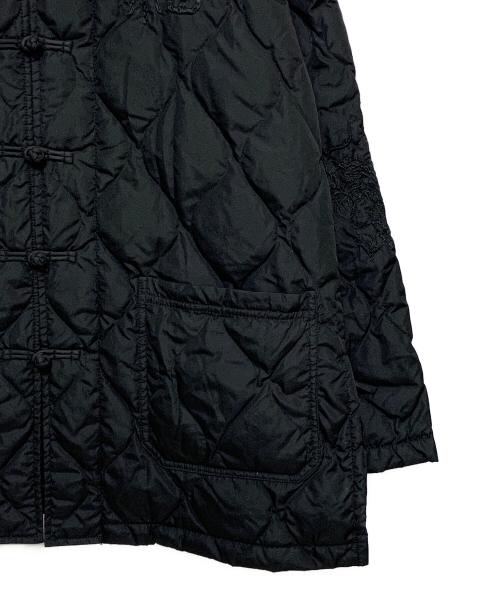 s'yte（サイト）S'YTE (サイト) TAION (タイオン) SOUVENIR EMBROIDERED QUILTED DOWN CHINA JACKET ブラック サイズ:2の古着・服飾アイテム