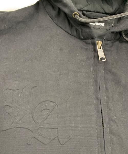 X-LARGE（エクストララージ）X-LARGE (エクストララージ) EMBOSSED OLD ENGLISH HOODED WORK JACKET ブラック サイズ:Ｌの古着・服飾アイテム
