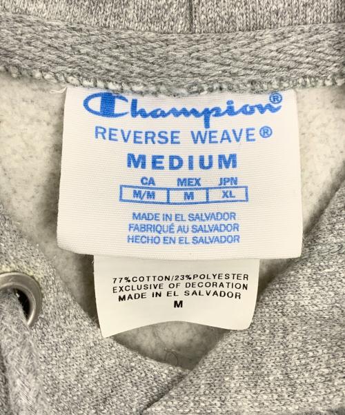 Champion REVERSE WEAVE（チャンピオン リバース ウィーブ）Champion REVERSE WEAVE (チャンピオン リバース ウィーブ) プルオーバーパーカー グレー×ブラック サイズ:Mの古着・服飾アイテム