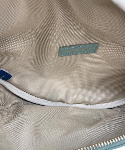 COLE HAAN（コールハーン）COLE HAAN (コールハーン) MACKENNA LTH BLT BAG グリーン 未使用品の古着・服飾アイテム