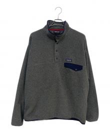 Patagonia（パタゴニア）の古着「Synchilla Snap-T」｜グレー×ネイビー